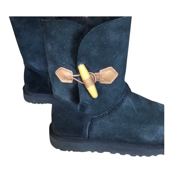 UGG Australia Keely Bailey Toggle Button Black Suede Shearling Boots Women's 7/8 - Picture 4 of 14